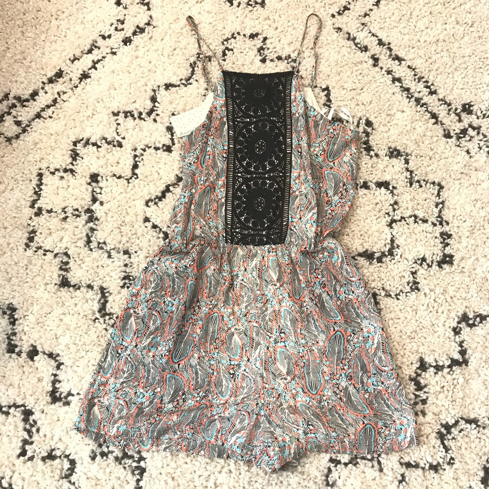 NWT Daniel rainn romper with pockets!